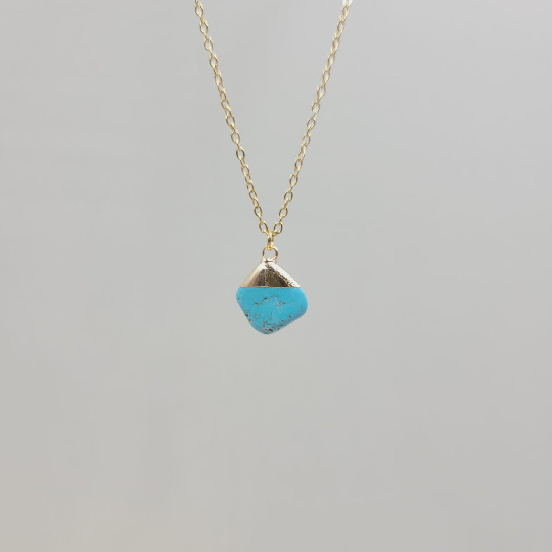 Collier en pierre précieuse brute irrégulière en cristal Olivenorma