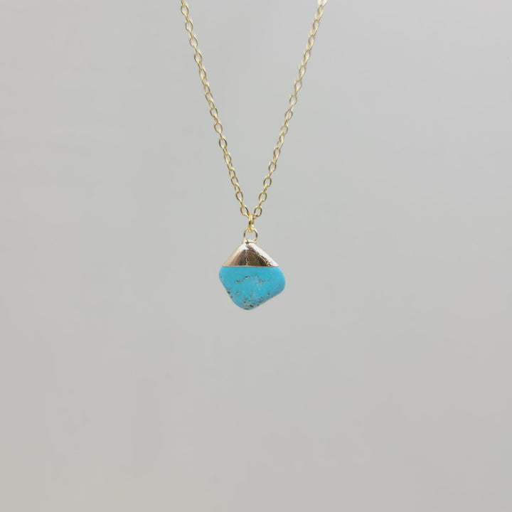 Collier en pierre précieuse brute irrégulière en cristal Olivenorma