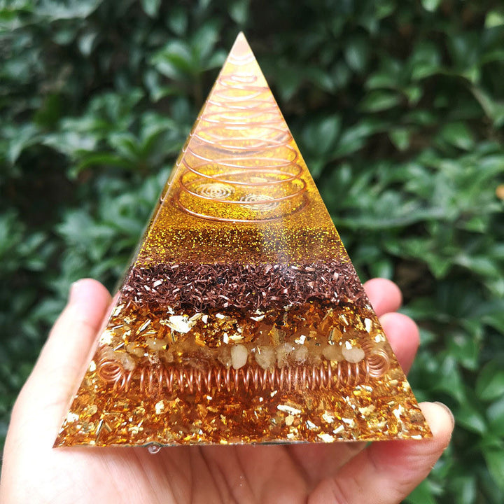 Pyramide d'orgone en cristal transparent Olivenorma