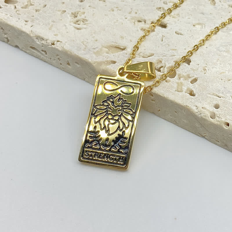 Collier porte-bonheur vintage avec carte de tarot Olivenorma