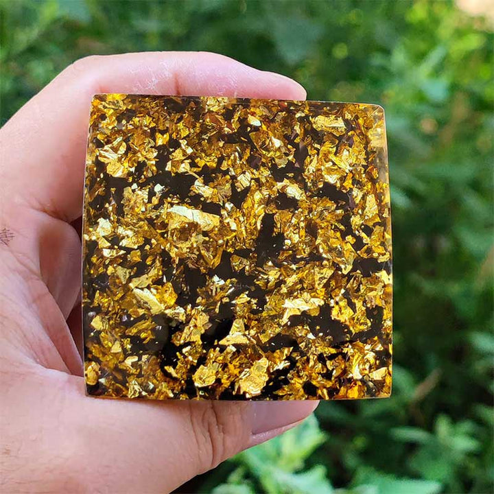 Pyramide d'orgone en obsidienne Olivenorma