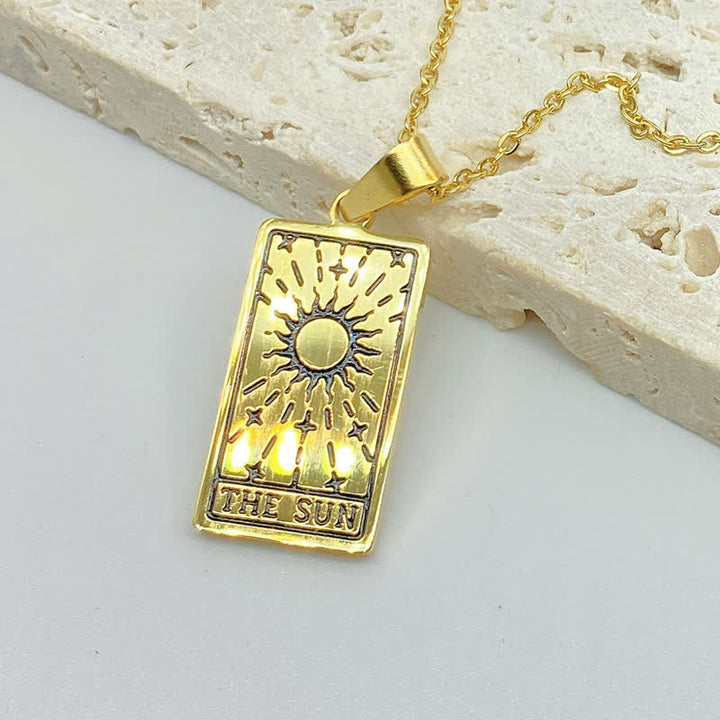 Collier porte-bonheur vintage avec carte de tarot Olivenorma