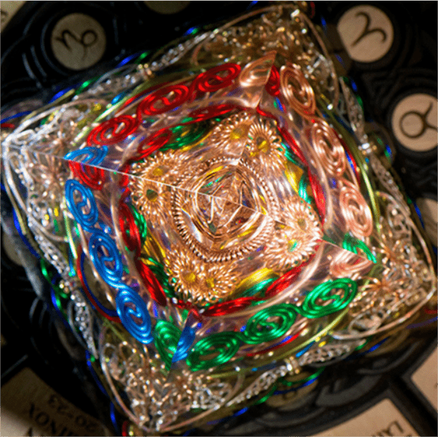 Pyramide d'orgone de la tour Linglong d' Olivenorma