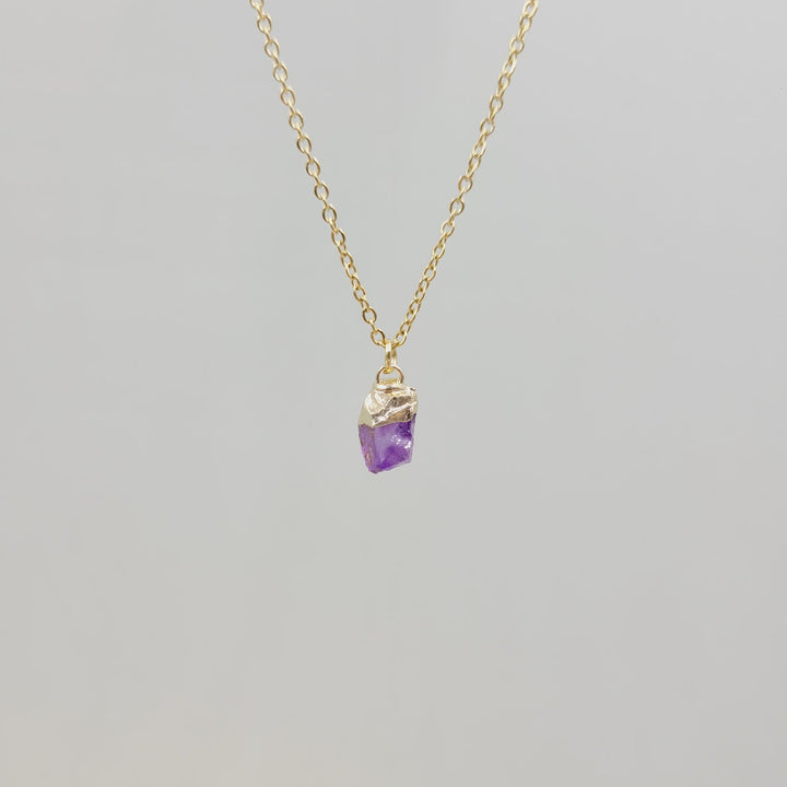 Collier en pierre précieuse brute irrégulière en cristal Olivenorma