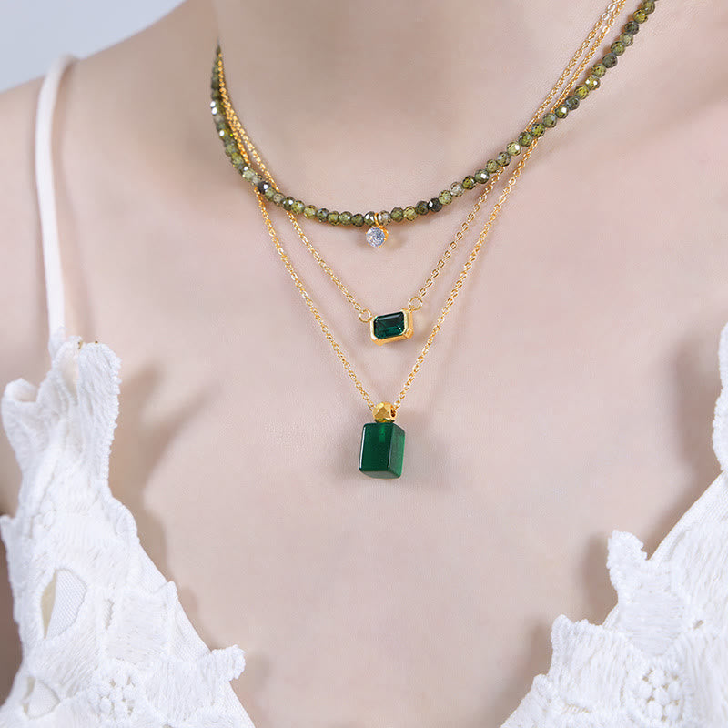 Collier avec pendentif en perles de péridot et aventurine vert émeraude Olivenorma