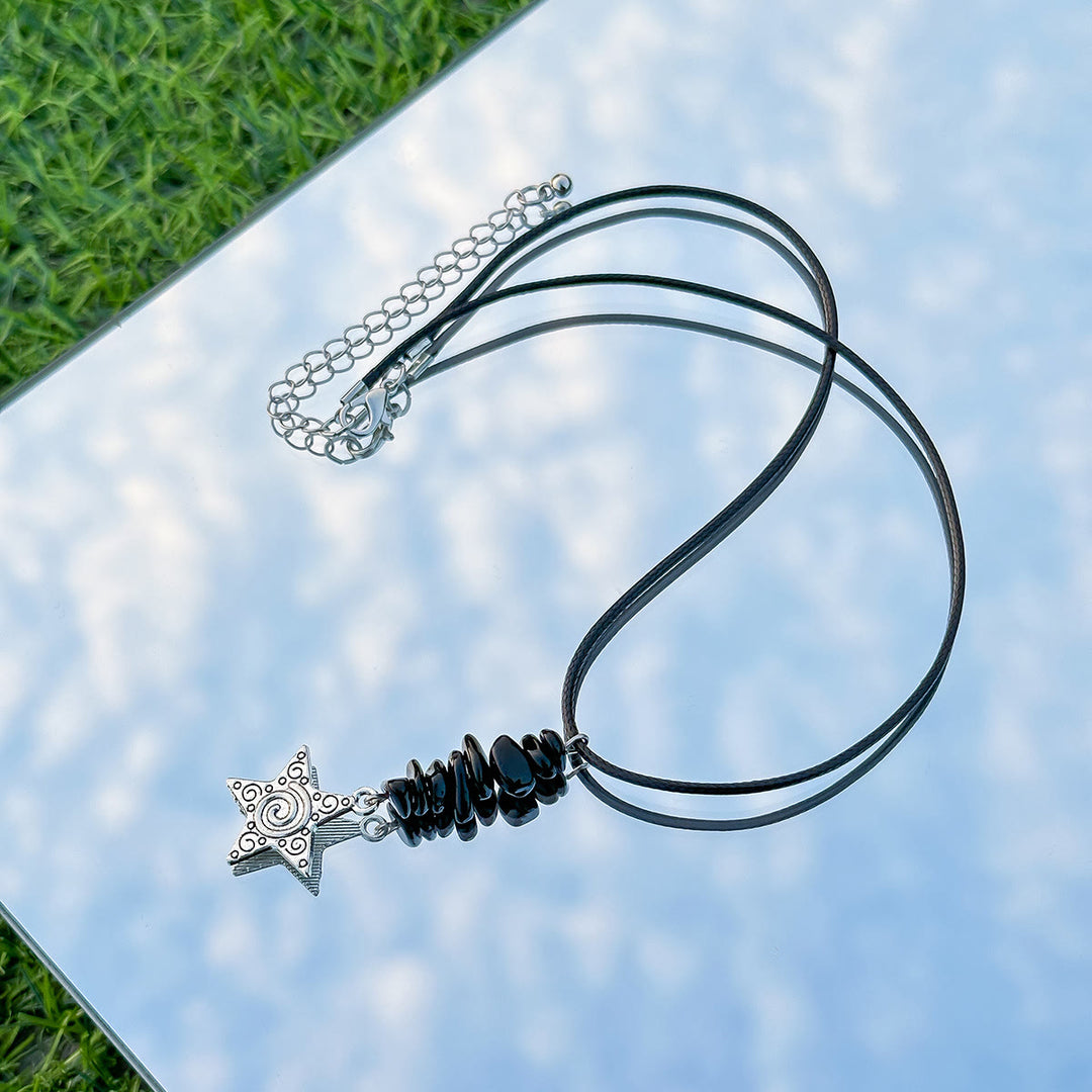 Collier en cuir et fil ciré avec pompon papillon en pierre naturelle Olivenorma