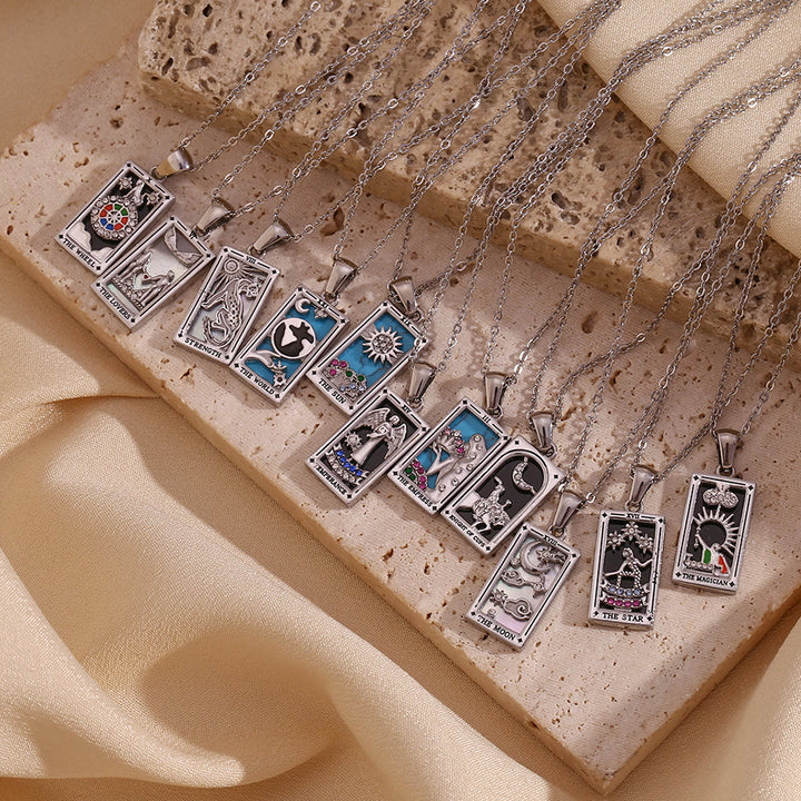 Collier de cartes de tarot en acier inoxydable plaqué or 18 carats Olivenorma 