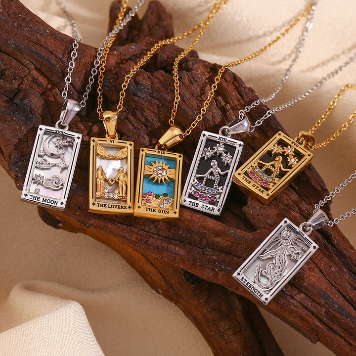 Collier de cartes de tarot en acier inoxydable plaqué or 18 carats Olivenorma 
