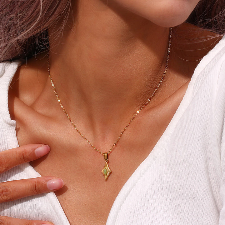 Collier pendentif en acier inoxydable avec œil de chat Olivenorma