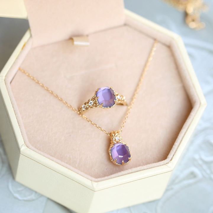 Collier avec anneau en pierre carrée d'améthyste naturelle Olivenorma
