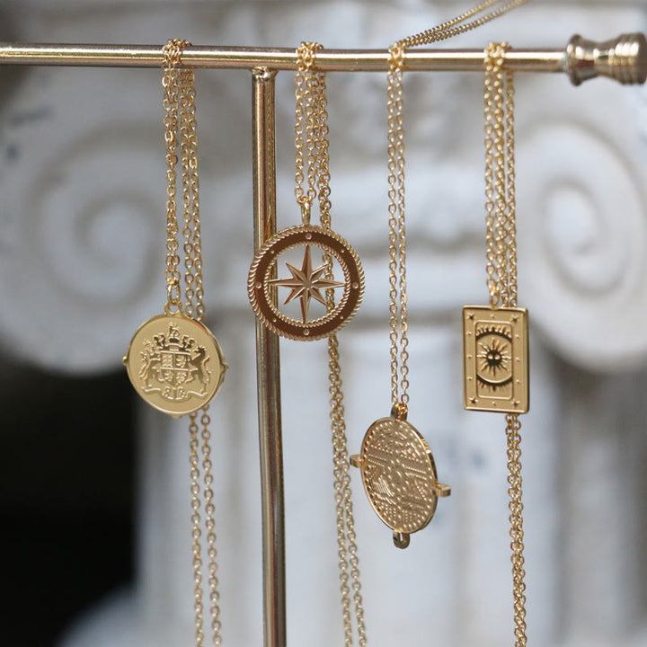 Collier Tarot Olivenorma en acier titane plaqué or