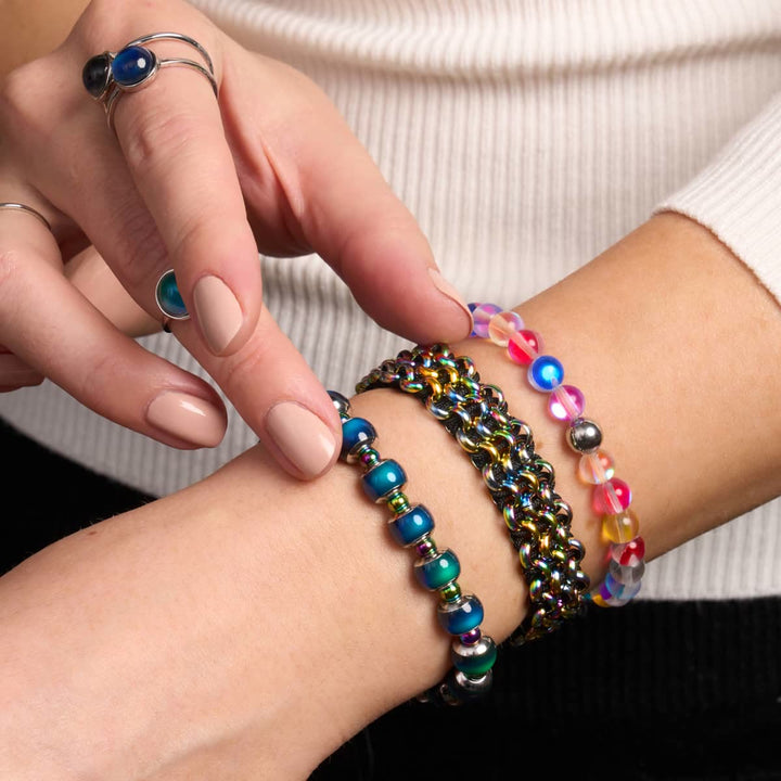Bracelet en perles de verre cristal multicolore foncé Olivenorma 