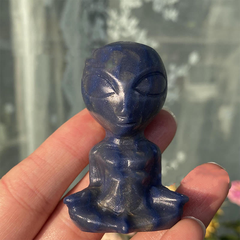 Décoration en pierres précieuses sculptées en forme de crâne extraterrestre en pierres naturelles Olivenorma 