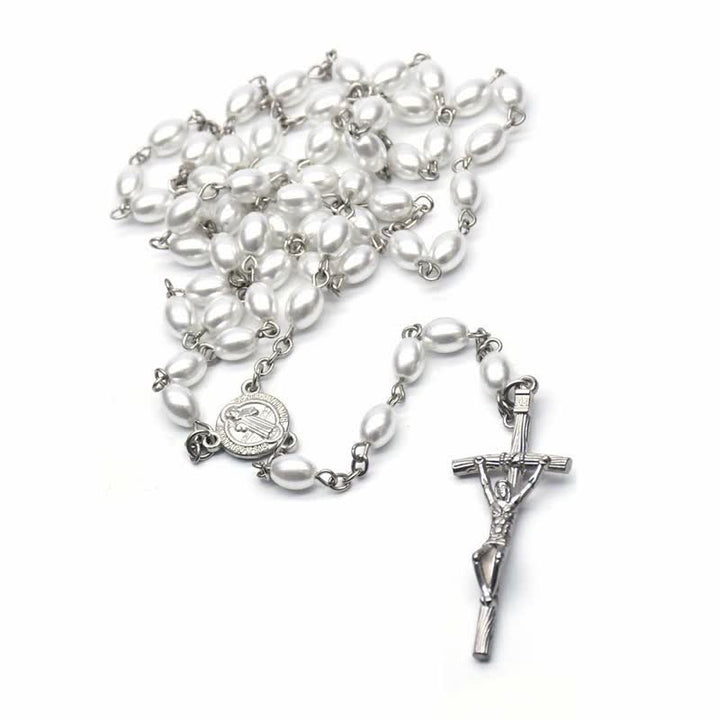Collier chapelet en onyx noir ou en perles avec croix gothique Olivenorma