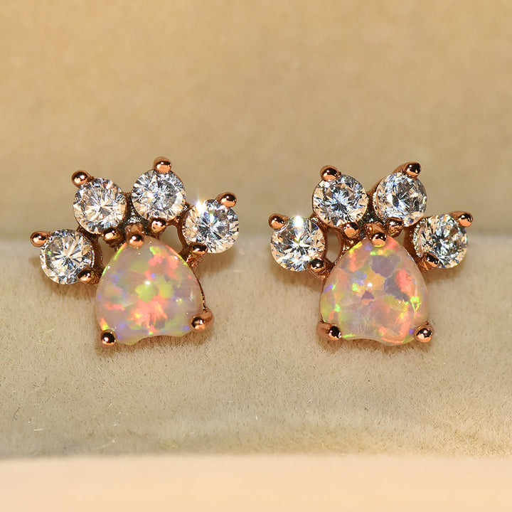 Boucles d'oreilles en forme de patte de chat en zircon blanc opale Kawaii Olivenorma