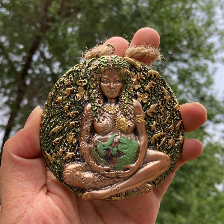 Statue Olivenorma de la déesse Gaia Pendentifs en résine Décoration murale