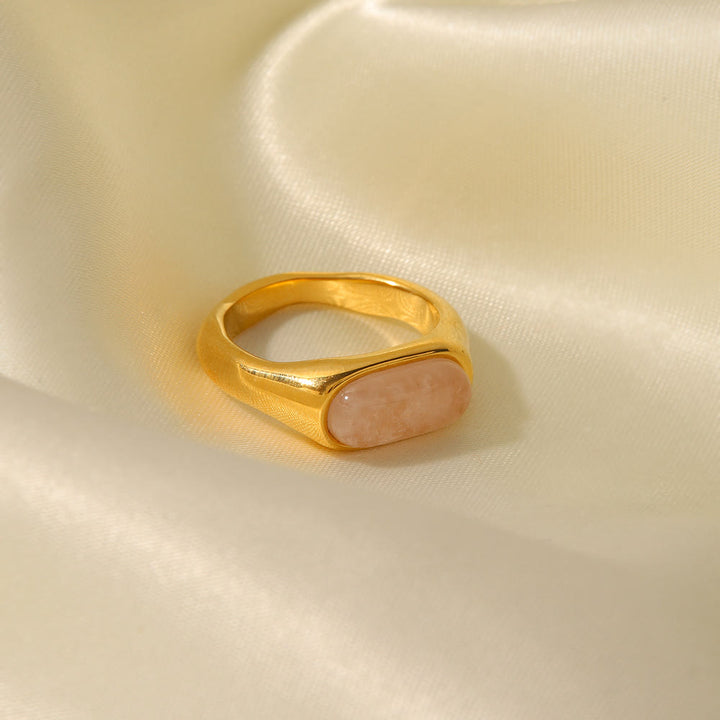 Bague en pierre naturelle ovale couleur or Olivenorma