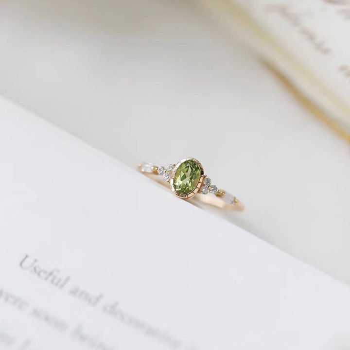 Bague vintage en or 14 carats avec péridot naturel Olivenorma