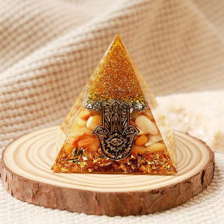 Pyramide d'orgone de protection Hamsa en jade jaune Olivenorma