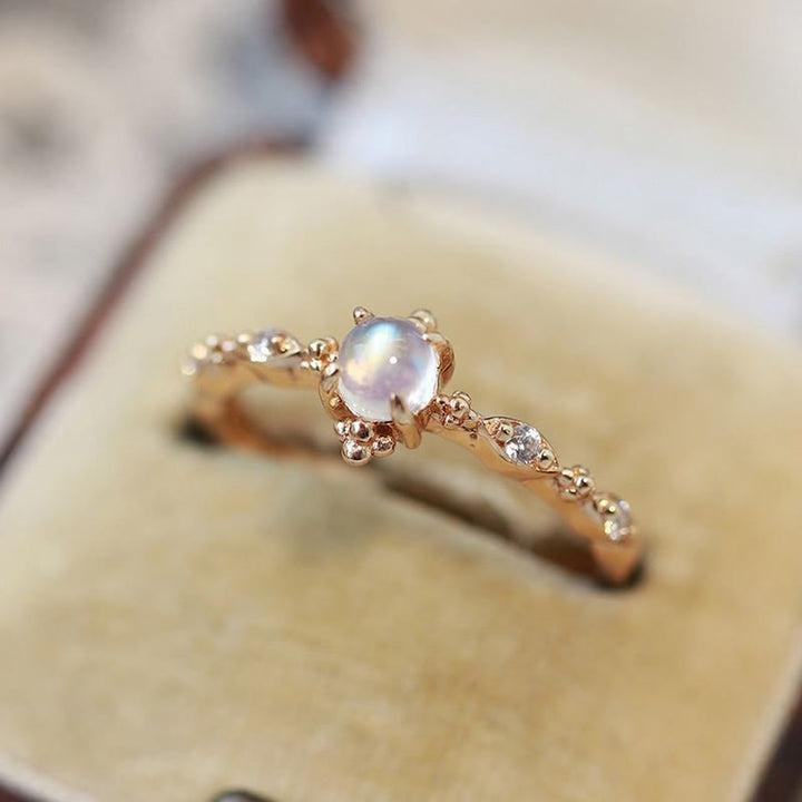Olivenorma « You Are Bright Moonlight » - Bague délicate en pierre de lune 