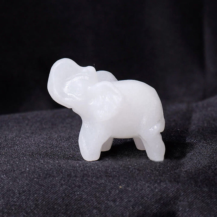 Ornement en pierre précieuse sculptée en cristal naturel Olivenorma