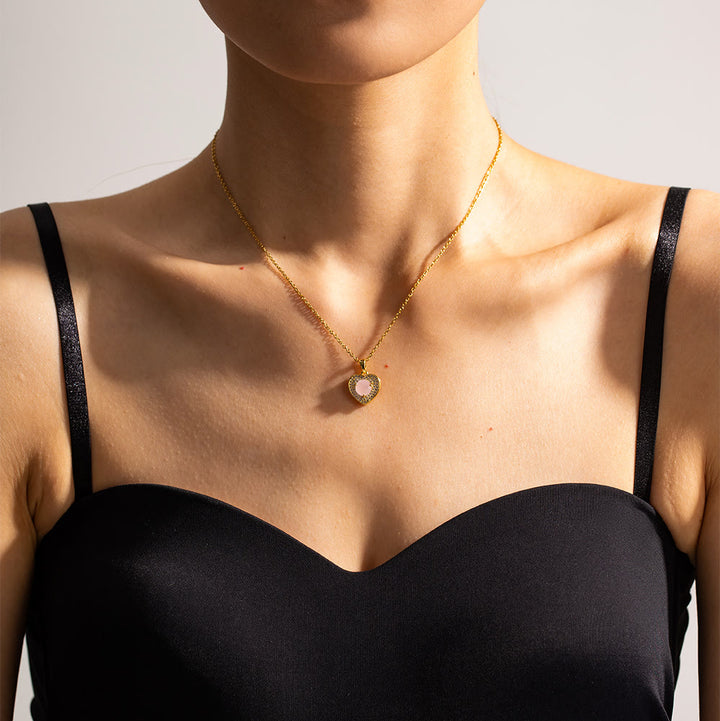 Collier pendentif coeur en or et amazonite rose opale Olivenorma