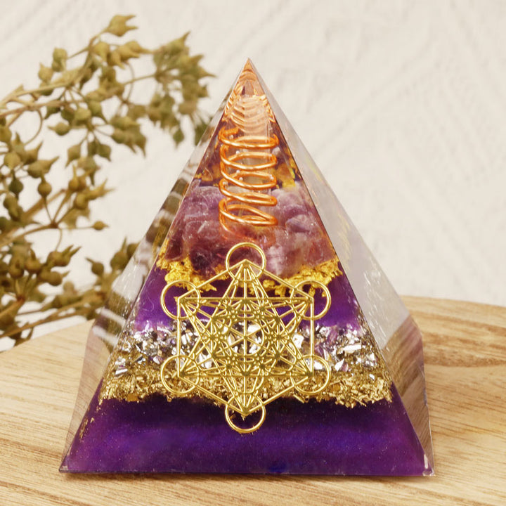 Pyramide d'orgone en améthyste du cube de Métatron Olivenorma