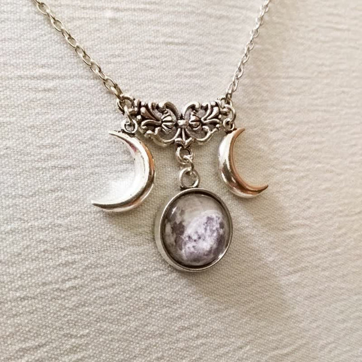 Collier en verre à double croissant de lune vintage Olivenorma