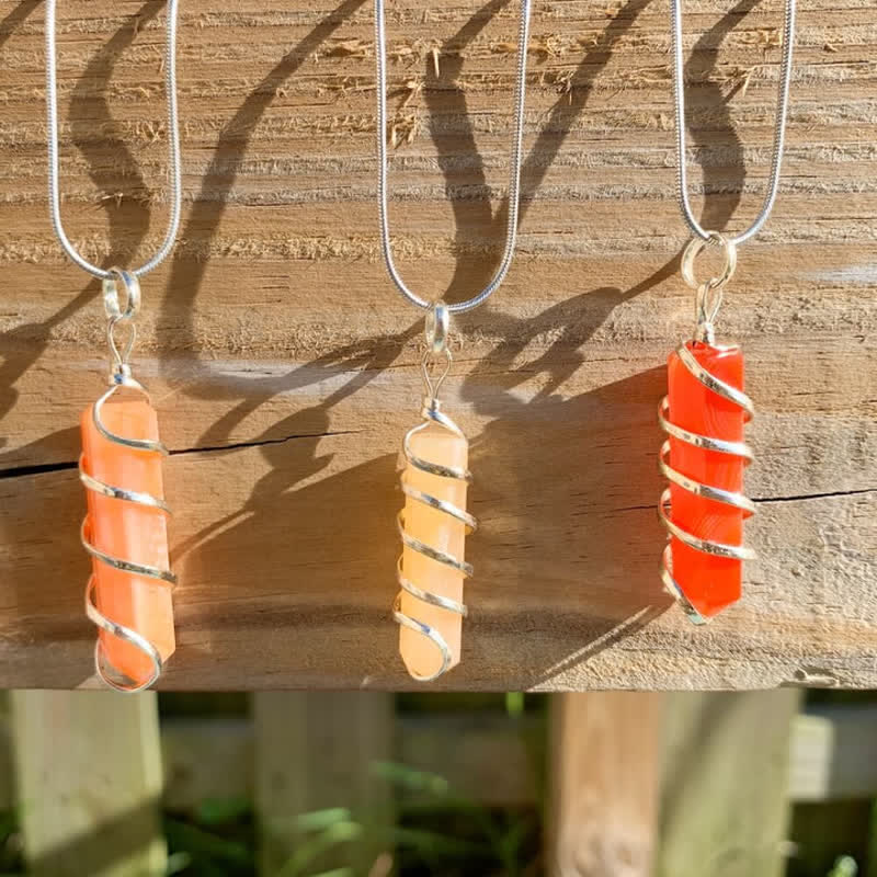 Collier en cristal à tête de balle à prisme hexagonal en cornaline Olivenorma