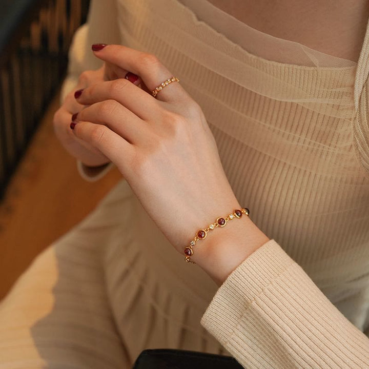 Bracelet porte-bonheur en or avec grenat naturel Olivenorma 