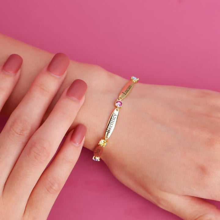 Bracelet avec noms de famille et pierres de naissance Olivenorma