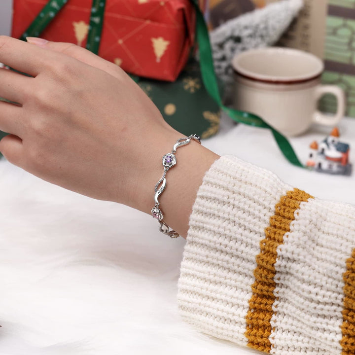 Bracelet à breloques avec pierre de naissance et fleur de rose gravée Olivenorma 
