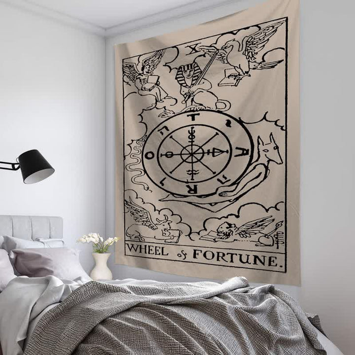 Tapisserie murale avec cartes de tarot