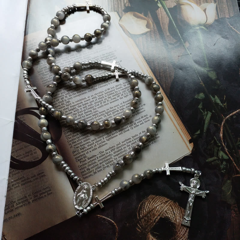 Collier chapelet en perles de boules acryliques grises Olivenorma 