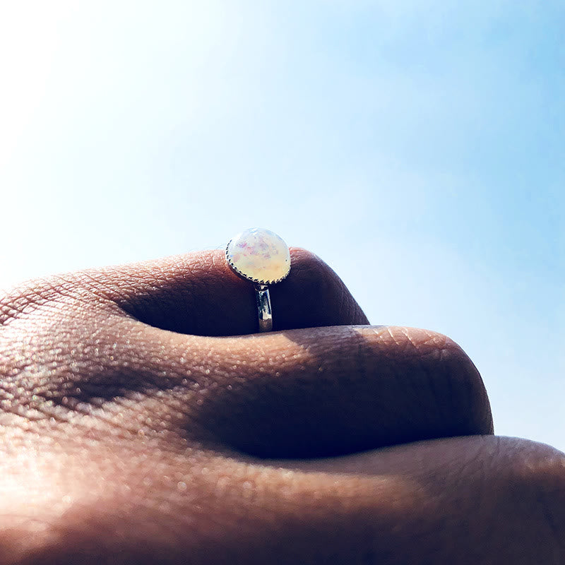 Bague ajustable simple en demi-cercle avec opale et pierre de lune Olivenorma