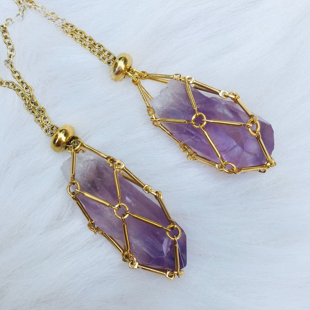 Collier avec pendentif en pierre brute et maille métallique en cristal Olivenorma 