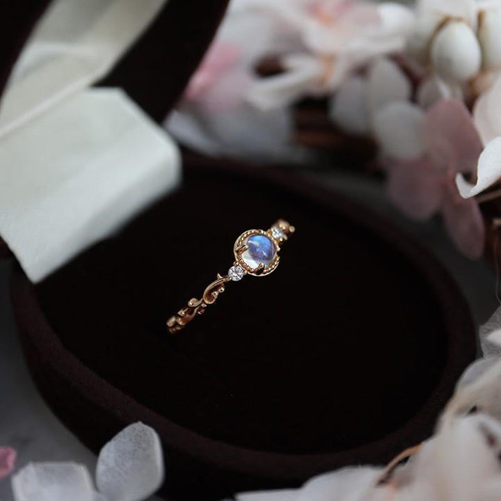 Bague délicate en pierre de lune naturelle et zircone Olivenorma