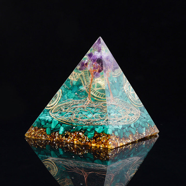 Pyramide d'orgone en malachite et améthyste Olivenorma