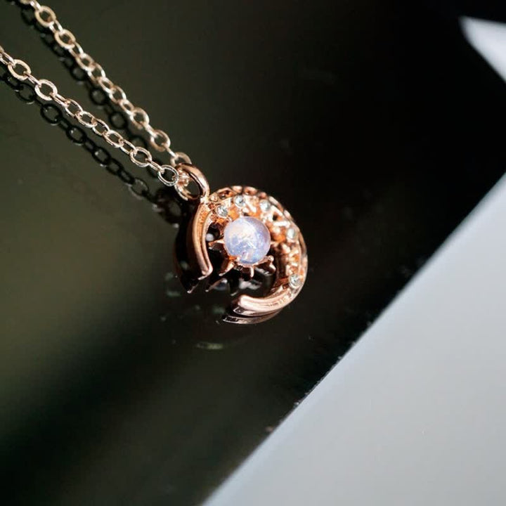 Collier délicat en pierre de lune céleste Olivenorma