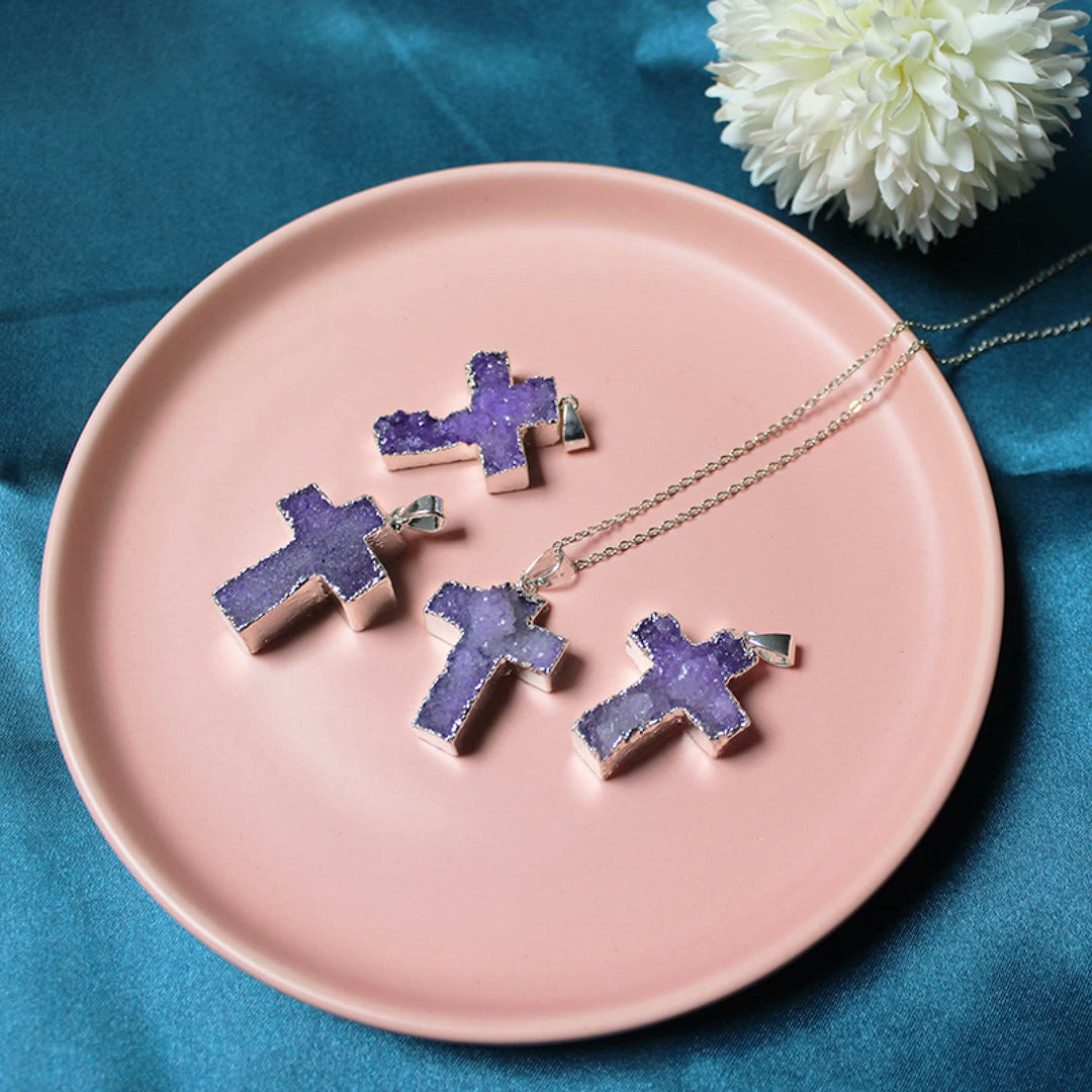 Collier en cristal naturel Reiki avec croix « Cœur guérisseur » Olivenorma 
