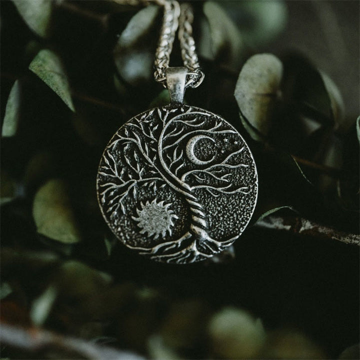 Olivenorma « Riding with the Stars » – Collier Arbre de Vie avec Soleil et Lune