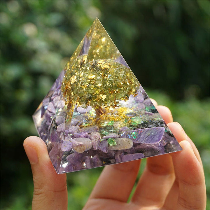 Pyramide d'orgone Olivenorma Arbre de l'Harmonie-Charoïte et Péridot - image 4