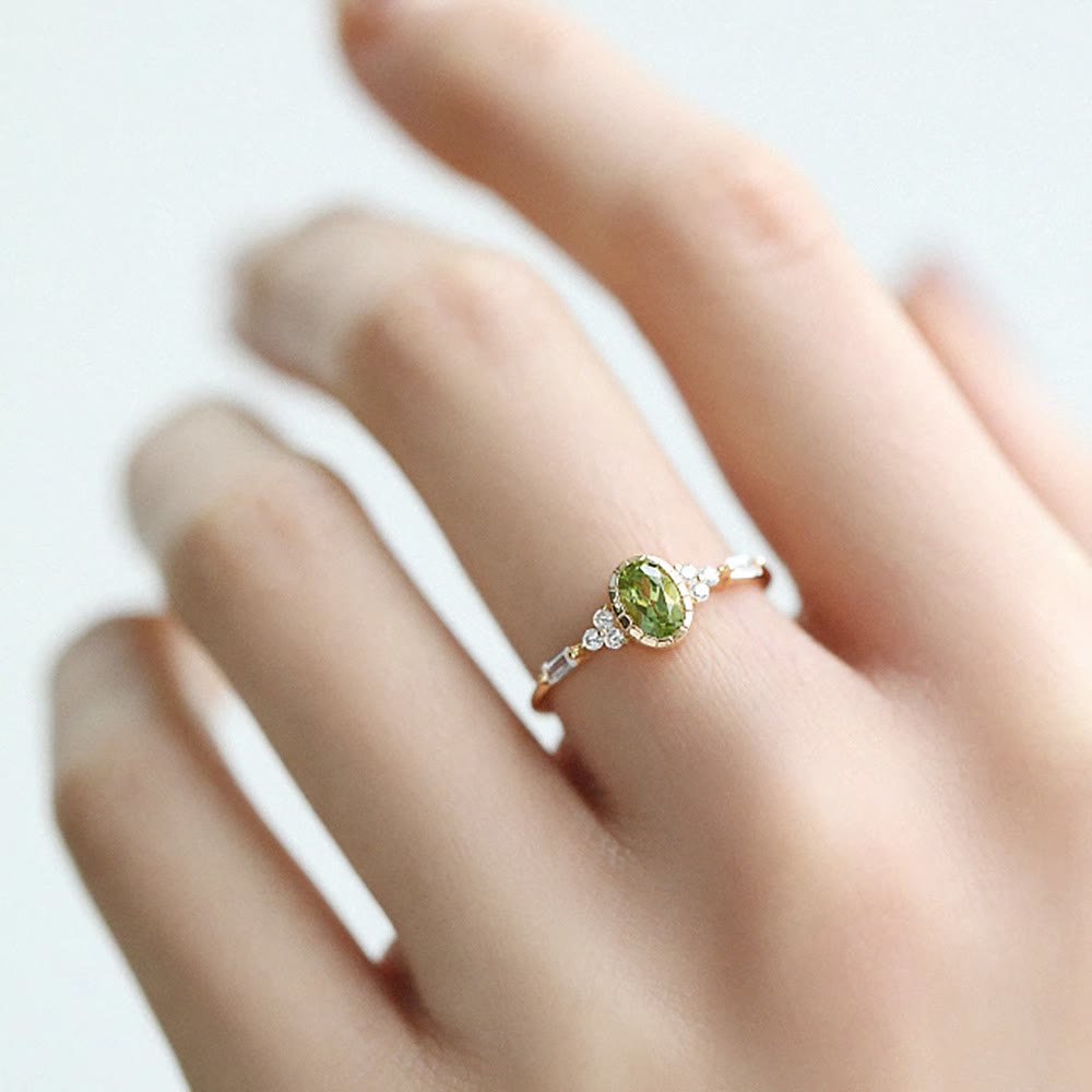 Bague vintage en or 14 carats avec péridot naturel Olivenorma