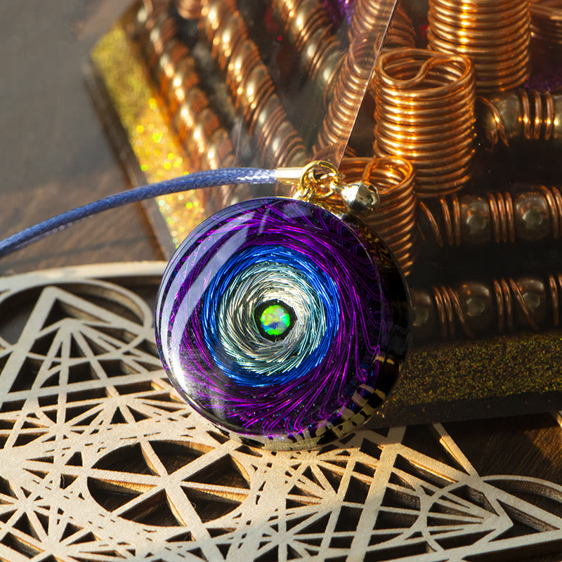 Collier Orgonite avec pendentif tourbillon arc-en-ciel Olivenorma 